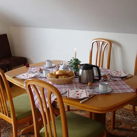 Haus Stocker Mauterndorf 아파트